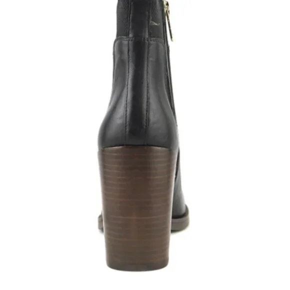 Tommy Hilfiger Britton Women’s Ankle Boots. Leather. Black. Gold tone. Size 7.5. - Picture 4 of 14